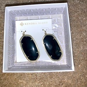 Kendra Scott black/gold Danielle earrings